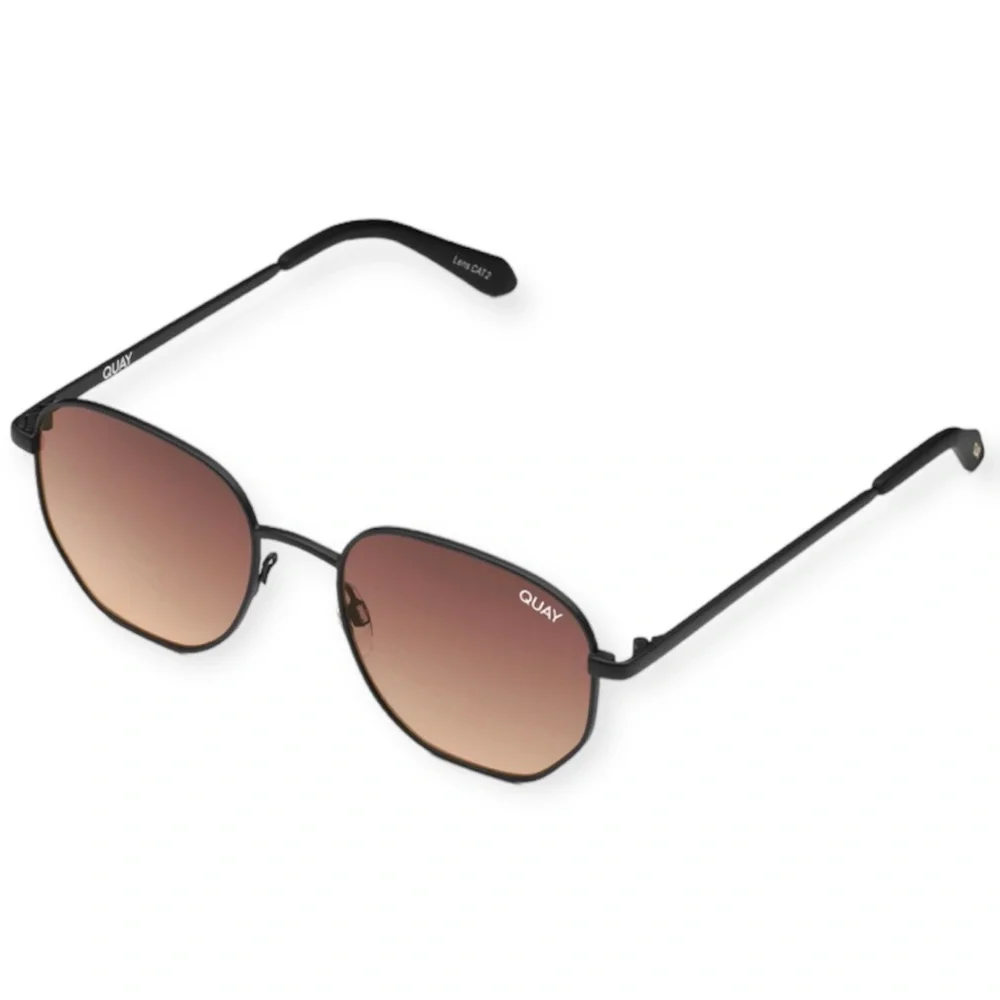 QUAY Big Time Sunglasses Black Frame Brown Orange Gradient Lens Unisex NWT